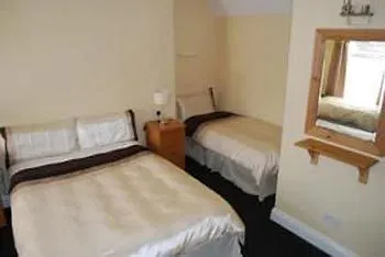 Guest house Parkway