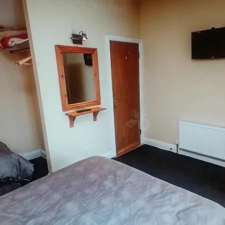 Parkway Guest house 3*
