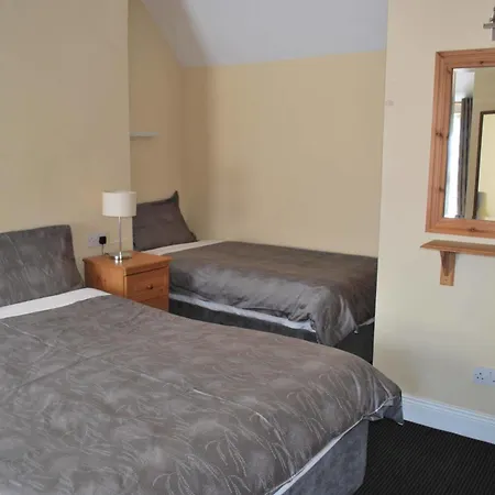 Guest house Parkway