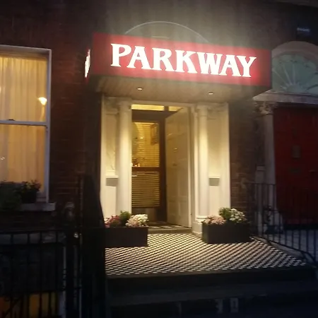 Parkway Konukevi 3*